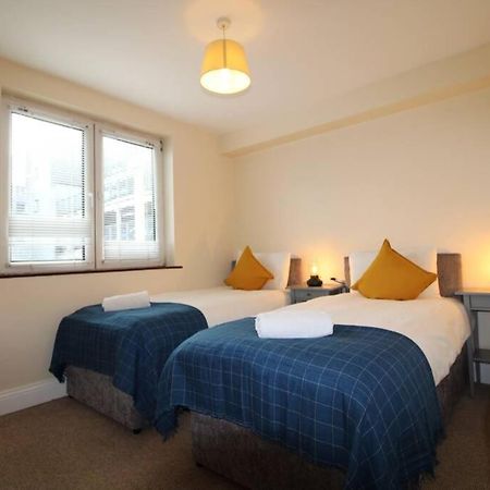 Appartement Large 3 Bed, Galway City Centre Extérieur photo