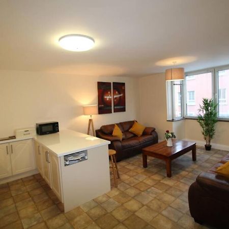 Appartement Large 3 Bed, Galway City Centre Extérieur photo