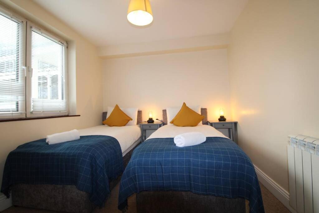 Appartement Large 3 Bed, Galway City Centre Extérieur photo