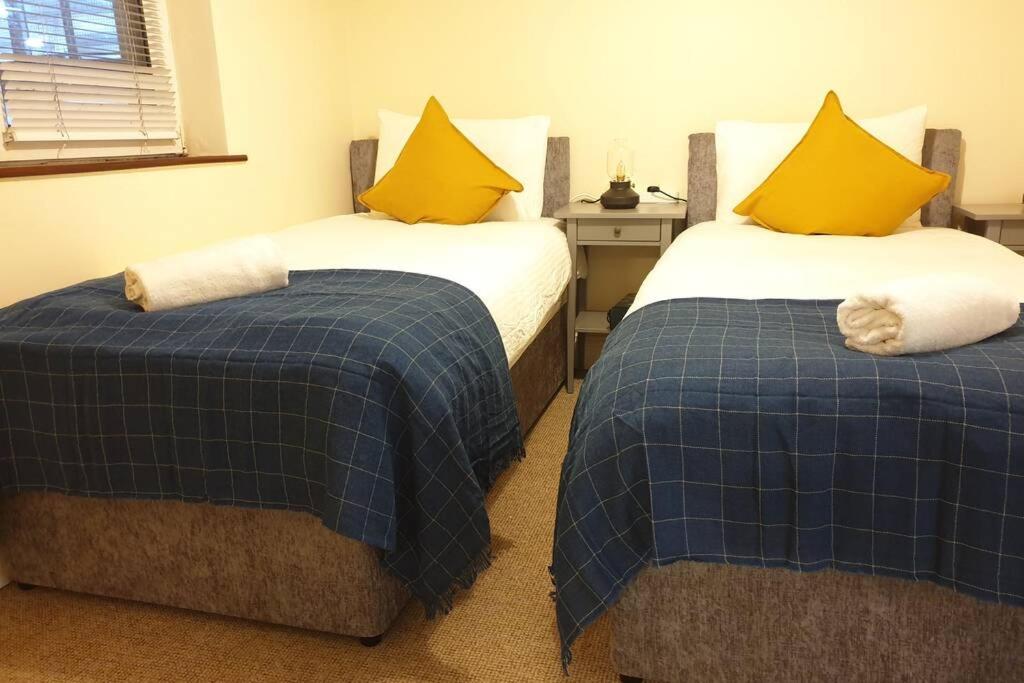 Appartement Large 3 Bed, Galway City Centre Extérieur photo
