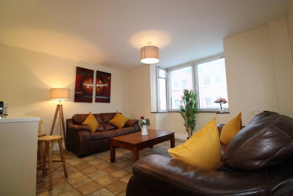 Appartement Large 3 Bed, Galway City Centre Extérieur photo